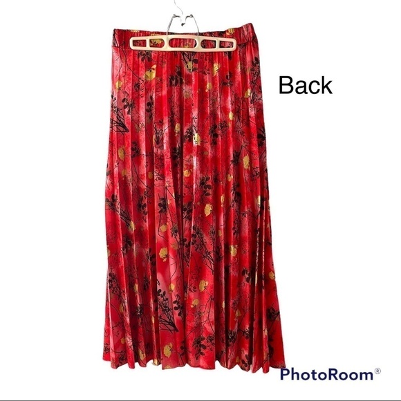 ARTIZAN by Robin Barre maxi skirt, pleated floral print Made in Canada. Large - Picture 3 of 9